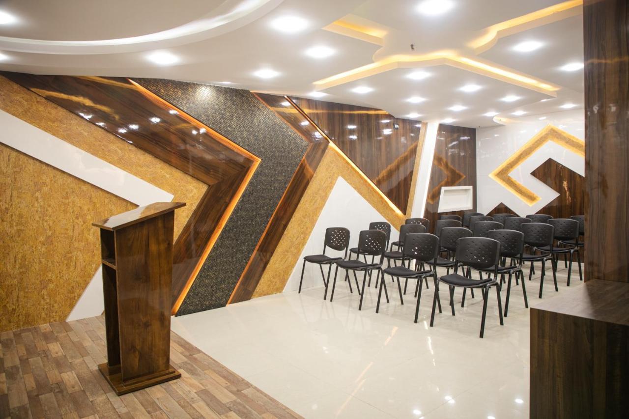 Crescent International Kohima Zewnętrze zdjęcie